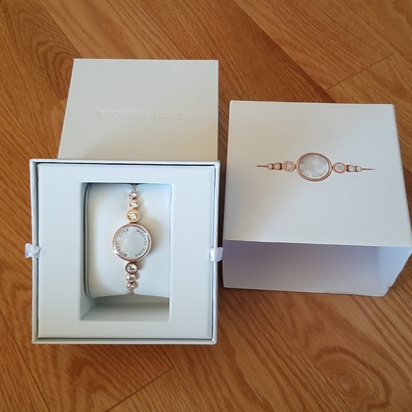 Michael Kors Access Smart Watch 